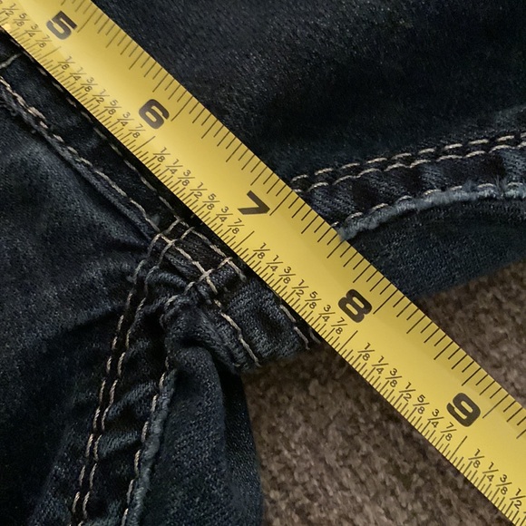 Daytrip Jeans - Picture 9 of 10